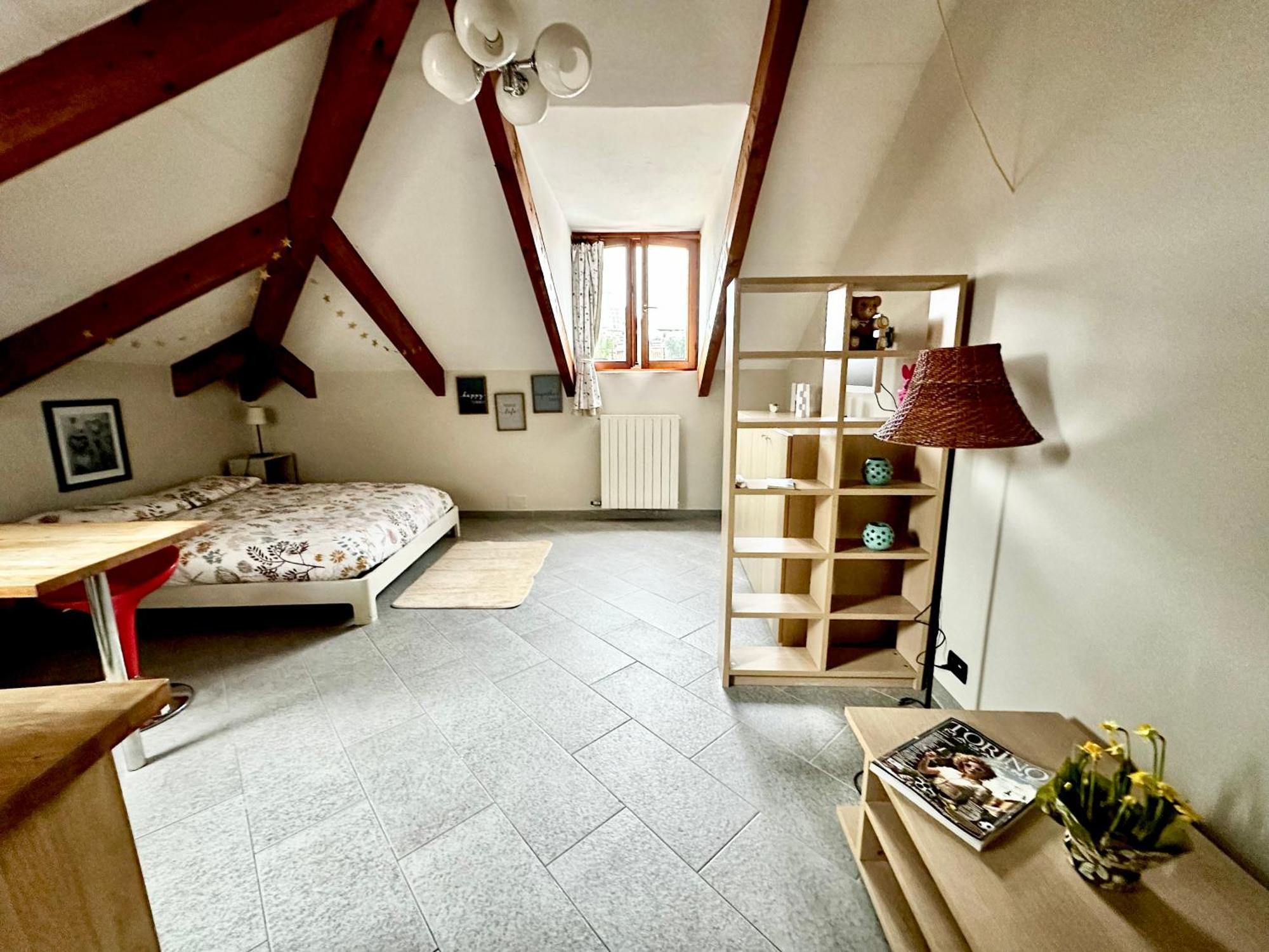 Апартаменты Loft Centro Storico Tommaso Турин Экстерьер фото